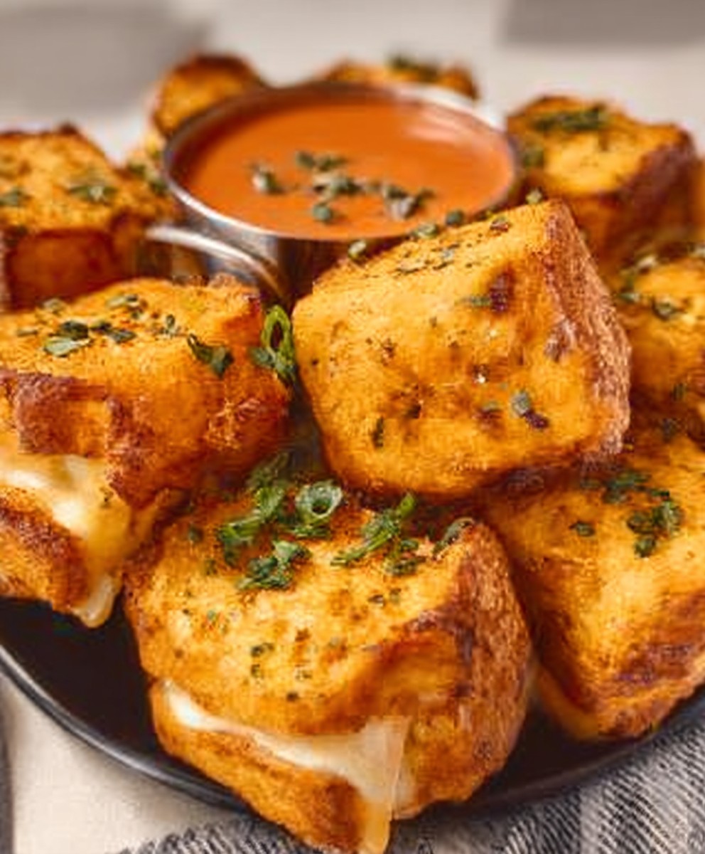 Mini Grilled Cheese Rolls